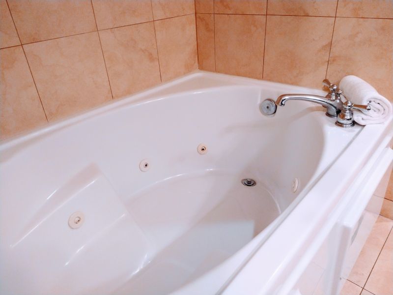 Acrylic Bathtub Installation in Pinellas County, FL